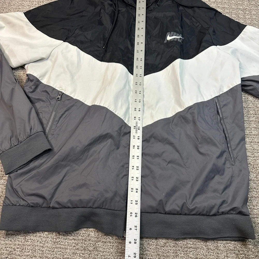Nike Mens Sportswear Windrunner Hooded Jacket Black White Grey XL AR2191-011